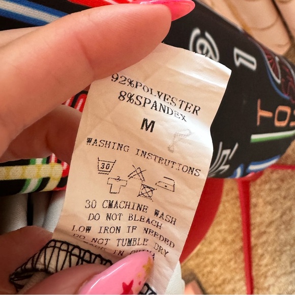 Chinatown sweatshirt. Size medium - Picture 4 of 4